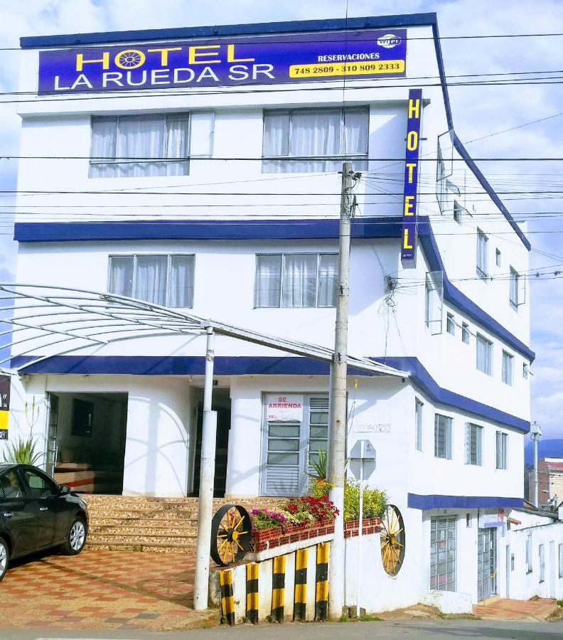 Hotel La Rueda Sr バルボサ エクステリア 写真
