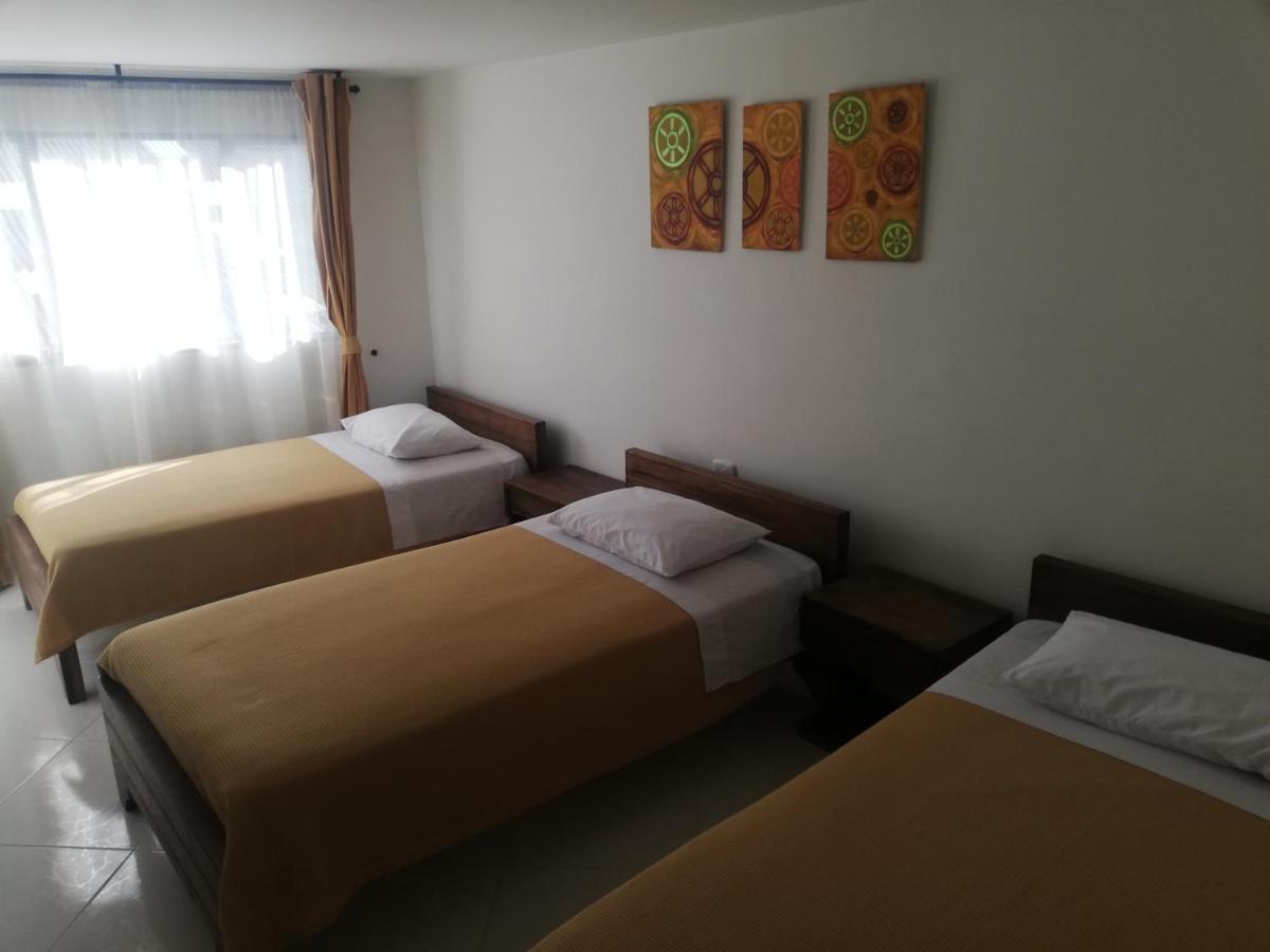Hotel La Rueda Sr バルボサ エクステリア 写真