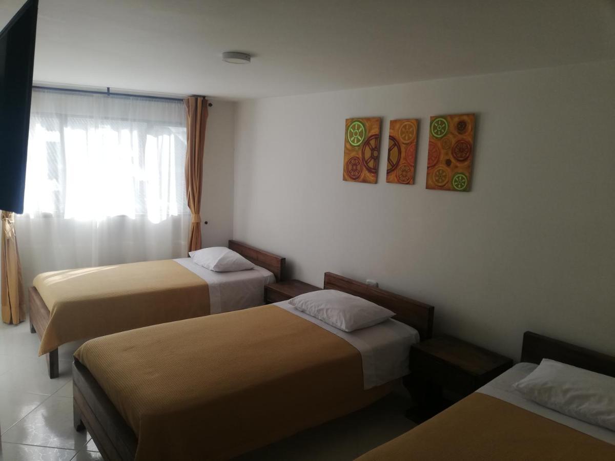 Hotel La Rueda Sr バルボサ エクステリア 写真