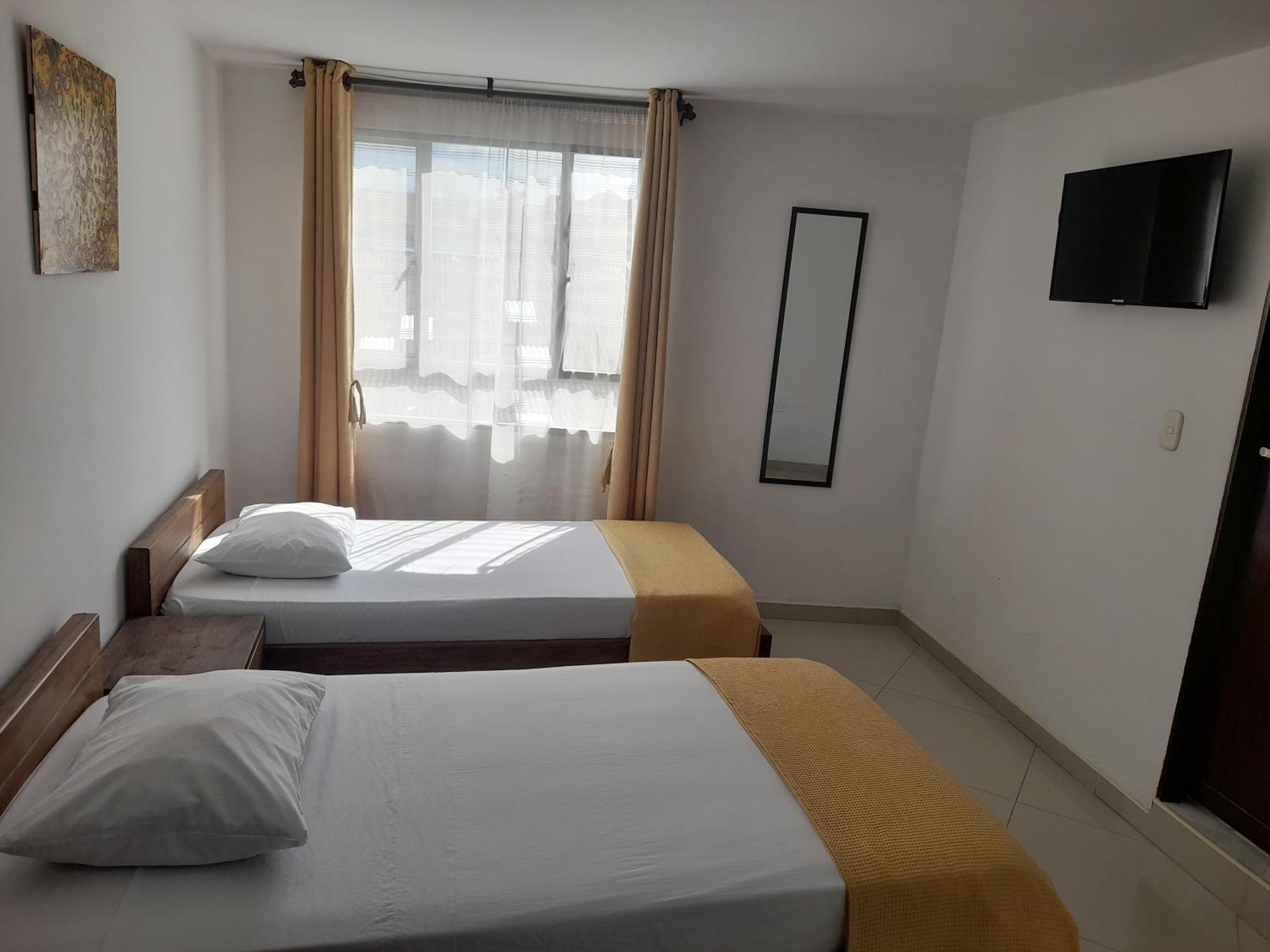 Hotel La Rueda Sr バルボサ エクステリア 写真